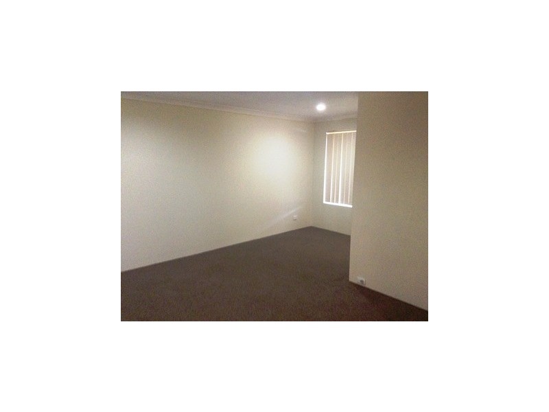 2 Mangowine Close, Heathridge WA 6027