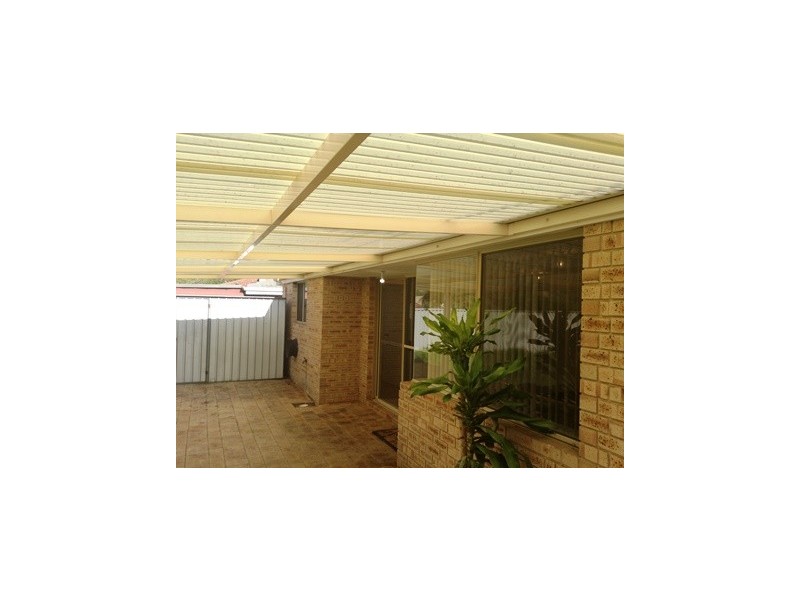 2 Mangowine Close, Heathridge WA 6027