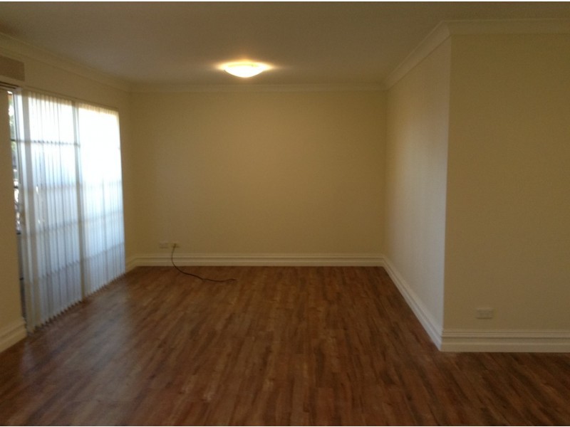 2/2 Plaistow Street, Joondalup WA 6027