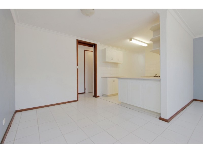 28 Winship Avenue, Wanneroo WA 6065