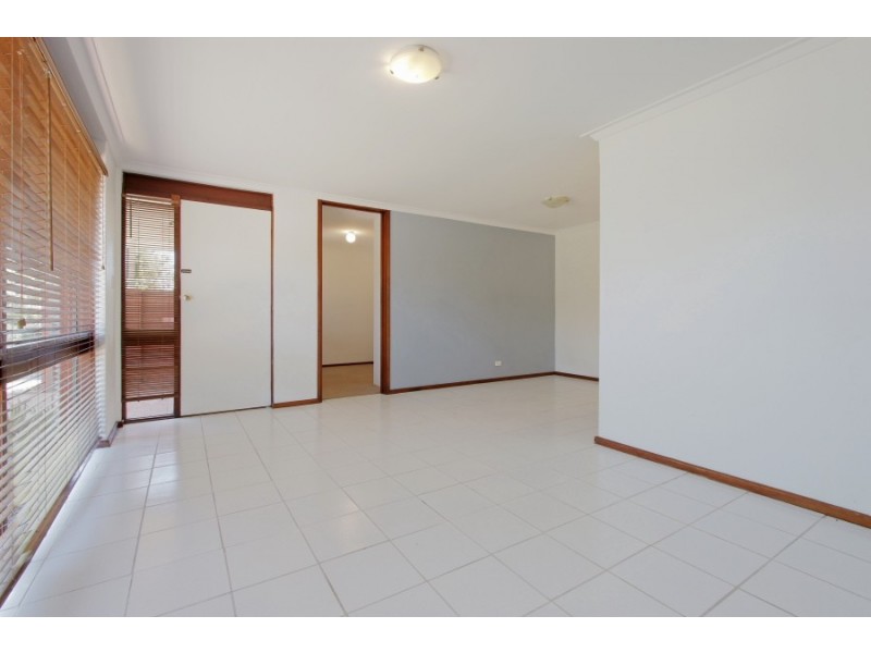 28 Winship Avenue, Wanneroo WA 6065