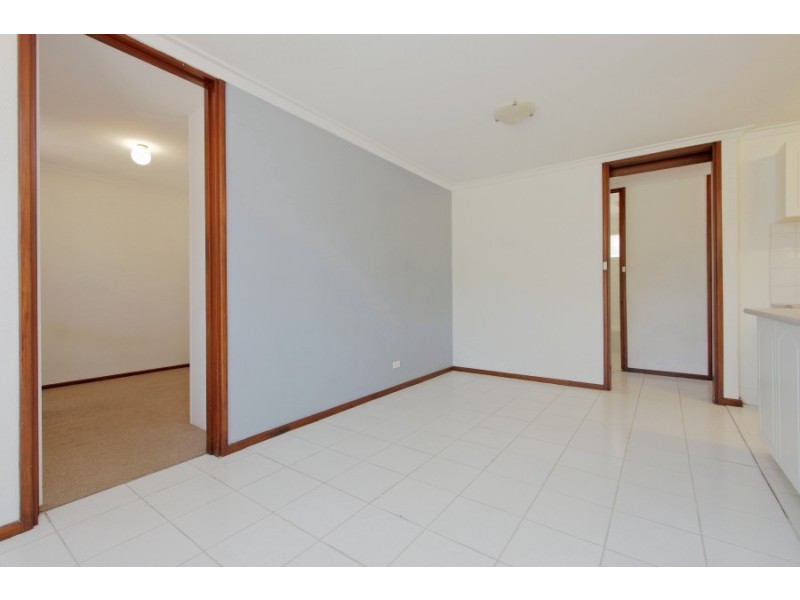 28 Winship Avenue, Wanneroo WA 6065