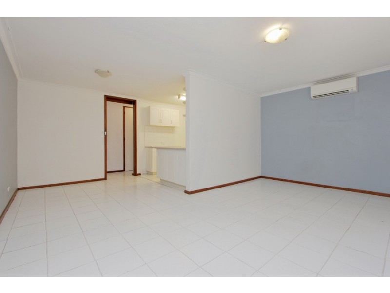 28 Winship Avenue, Wanneroo WA 6065