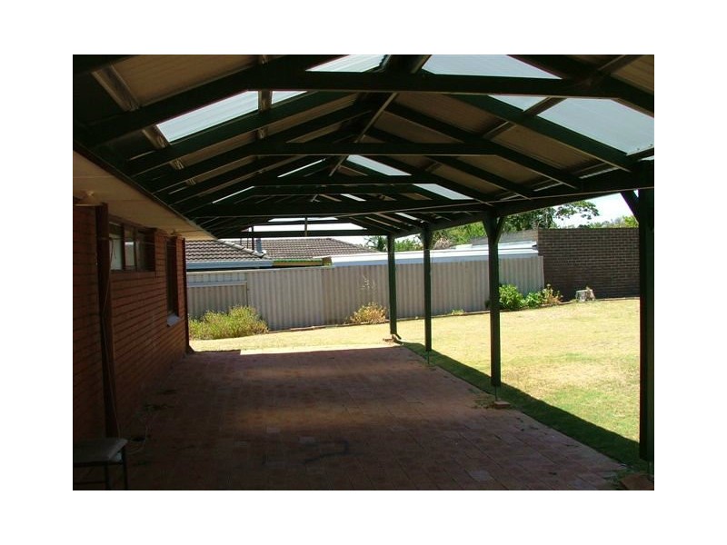 28 Winship Avenue, Wanneroo WA 6065