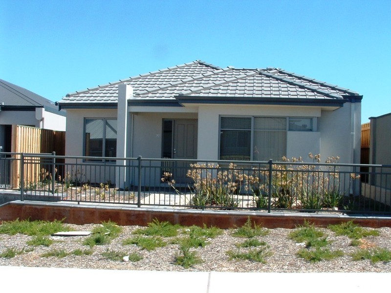 27 Coldstream Pass, Ellenbrook WA 6069