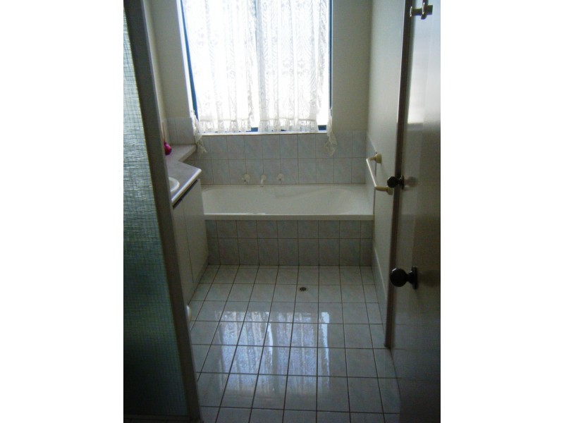 24/30 Winchester Place, Ballajura WA 6066