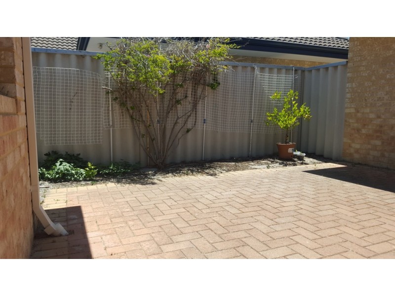 24/30 Winchester Place, Ballajura WA 6066