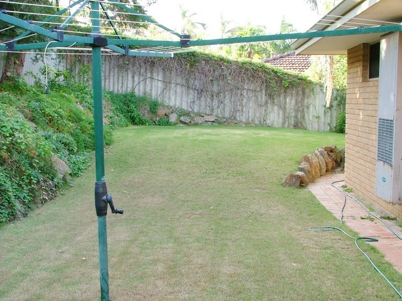 9 Periwinkle Road, Mullaloo WA 6027