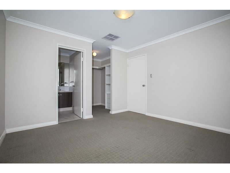 3 Verdello Way, Pearsall WA 6065