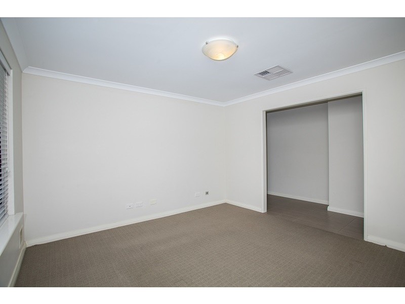 3 Verdello Way, Pearsall WA 6065