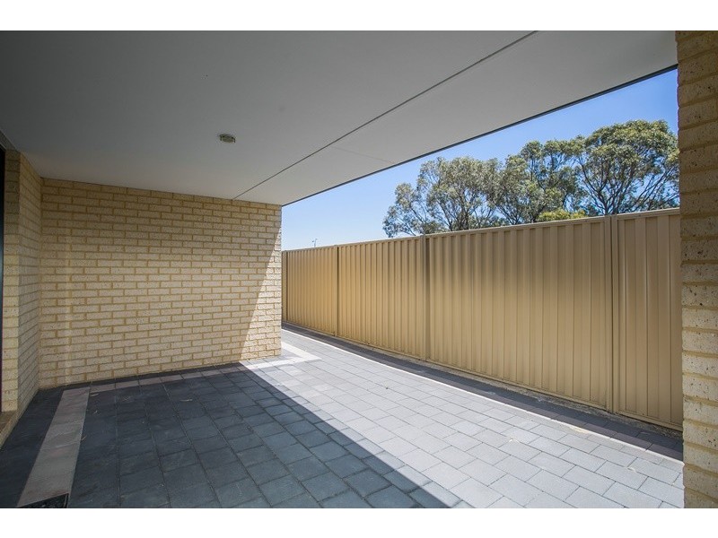 3 Verdello Way, Pearsall WA 6065