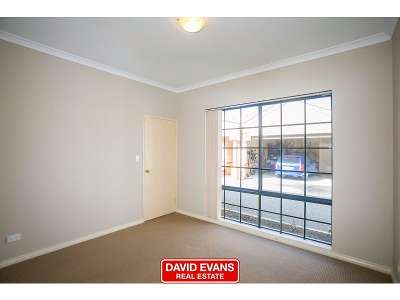 12/9 St Marks Drive, Hillarys WA 6025