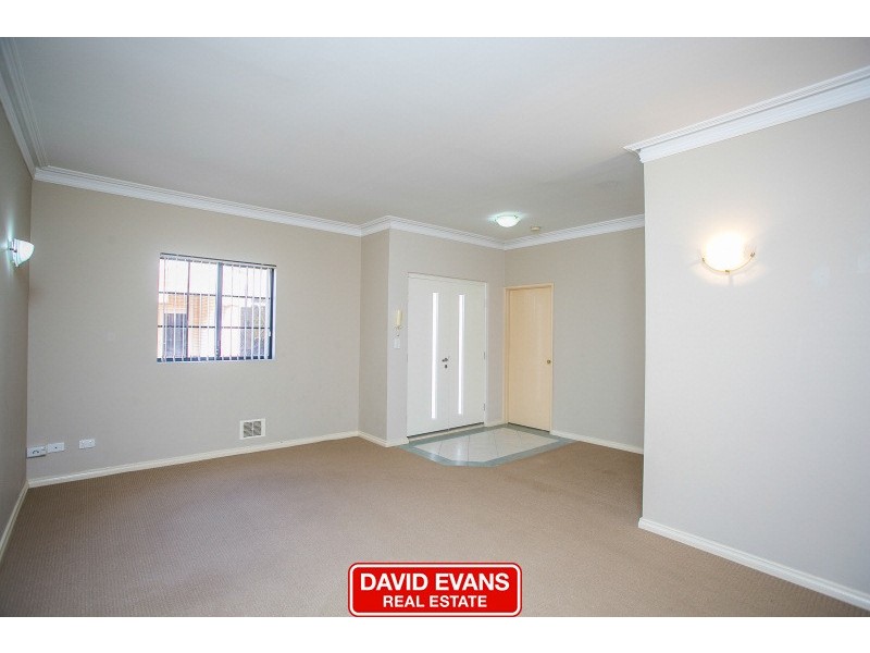 12/9 St Marks Drive, Hillarys WA 6025