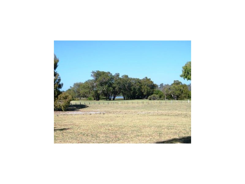 12 Clarkside Court, Wanneroo WA 6065