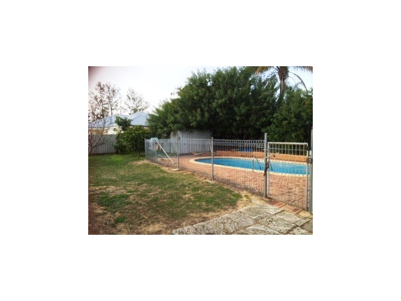 42 Taywood Drive, Wanneroo WA 6065