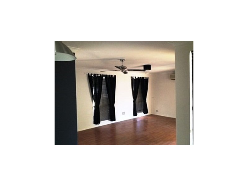 65 Twickenham Drive, Kingsley WA 6026