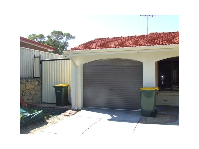 8 Mayhill Place, Craigie WA 6025