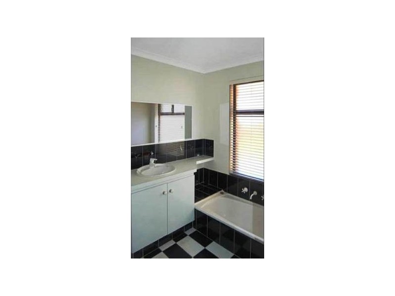 7 Newhaven Heights, Ballajura WA 6066