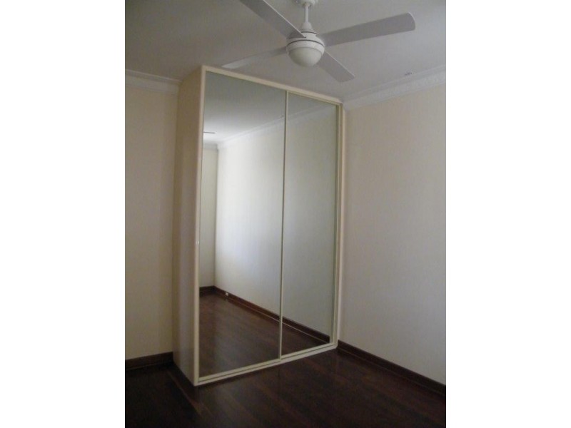 15 Carisbrook Loop, Hocking WA 6065