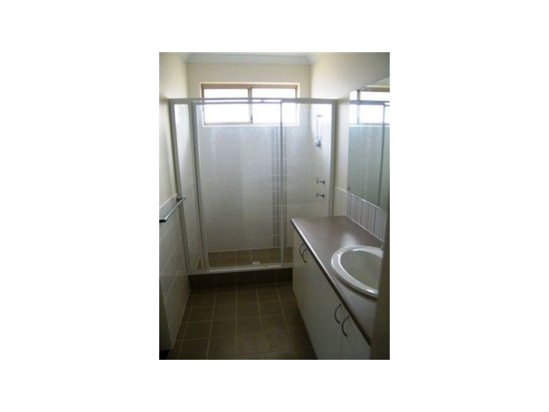 8 Clairault Rise, Pearsall WA 6065