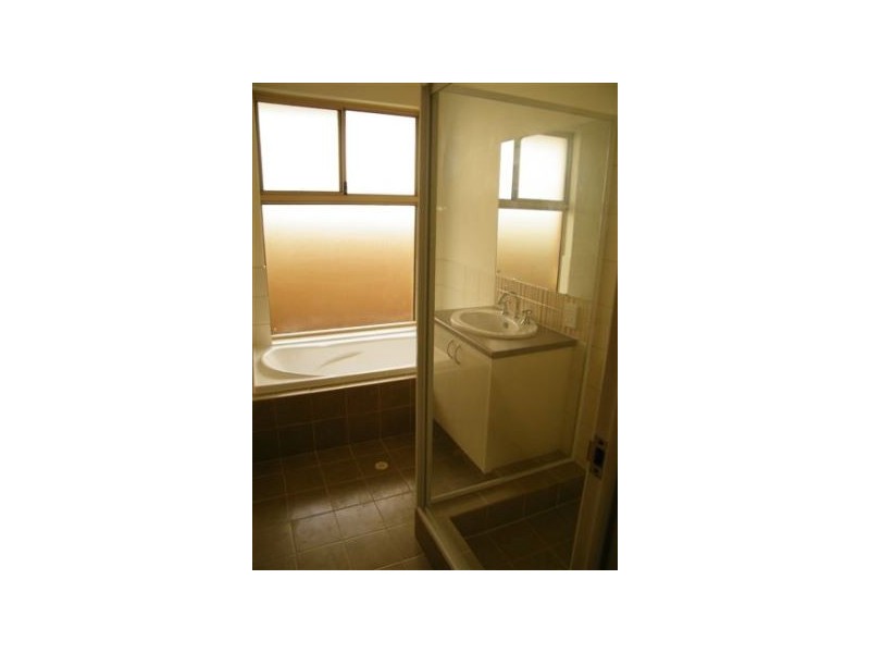 8 Clairault Rise, Pearsall WA 6065