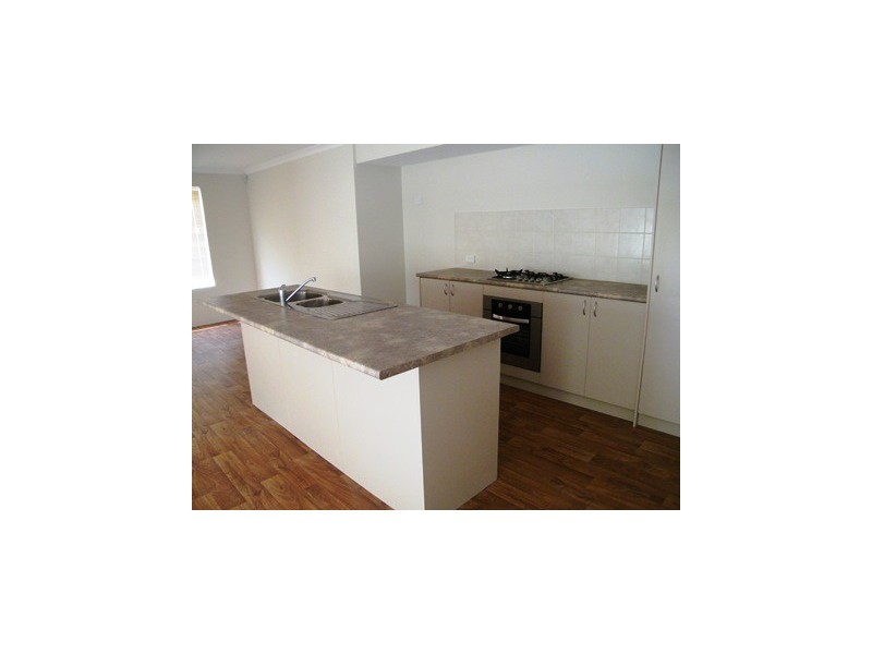 8 Clairault Rise, Pearsall WA 6065