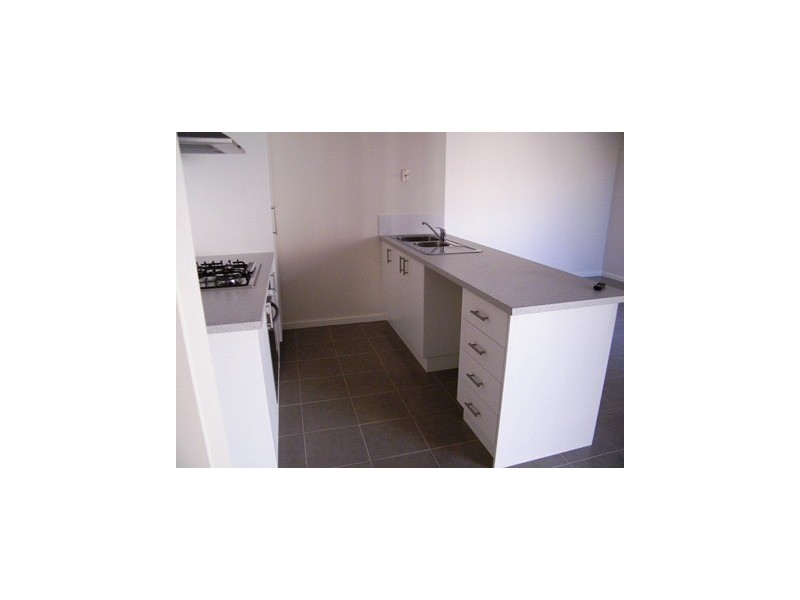 9 Peebles Cross, Sinagra WA 6065