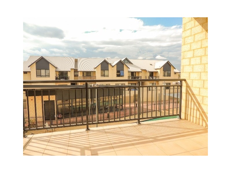 21/1 Shoveler Terrace, Joondalup WA 6027