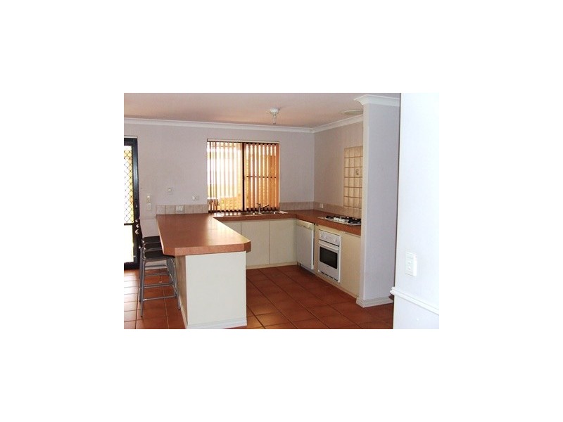 84 Balladong Loop, Carramar WA 6031