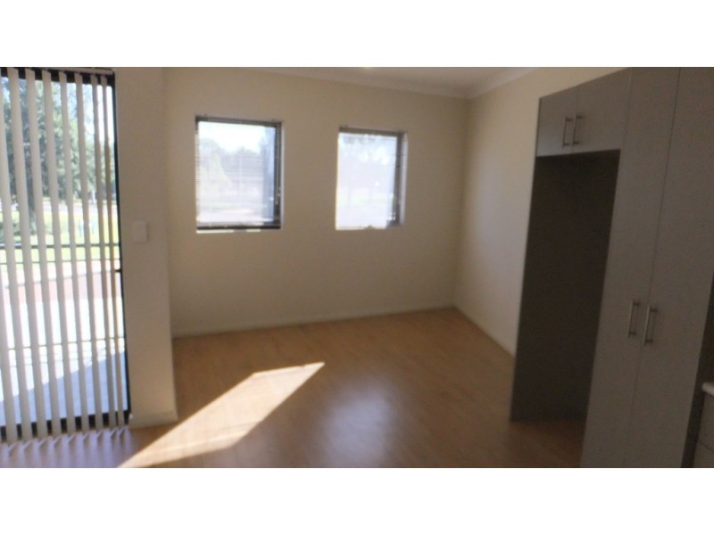 1/37 Piccadilly Circle, Joondalup WA 6027
