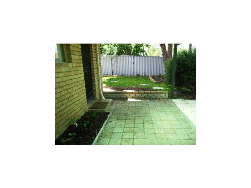 16A Beeston Crescent, Marangaroo WA 6064