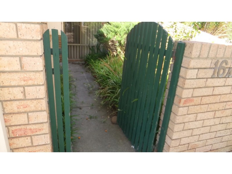 16A Beeston Crescent, Marangaroo WA 6064