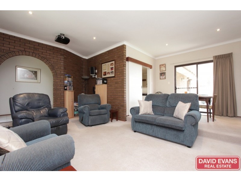 18 Cobradah Way, Kingsley WA 6026