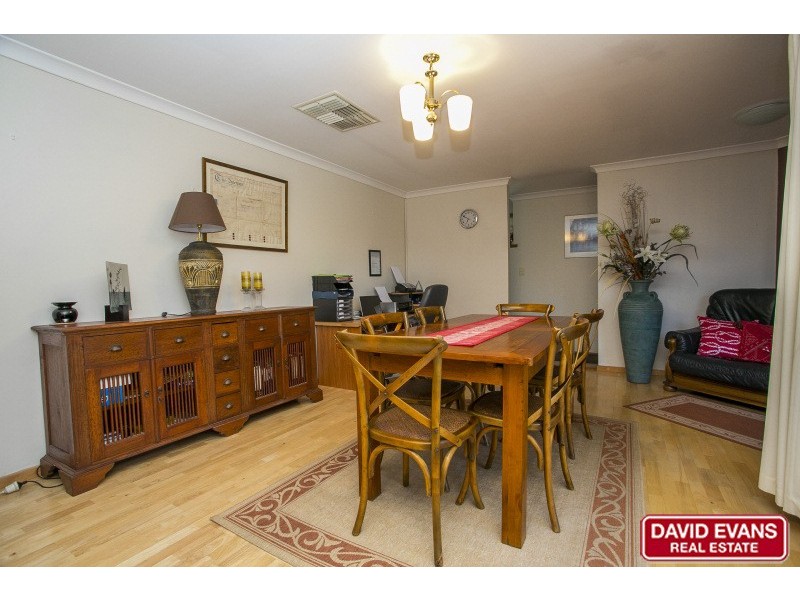 65 Chichester Drive, Woodvale WA 6026