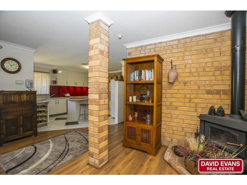 65 Chichester Drive, Woodvale WA 6026