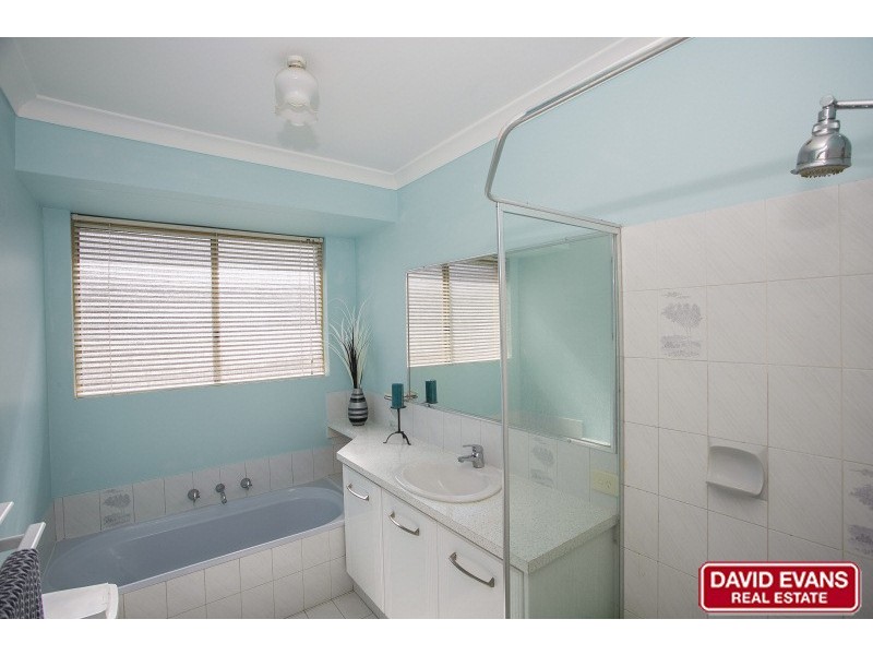 65 Chichester Drive, Woodvale WA 6026