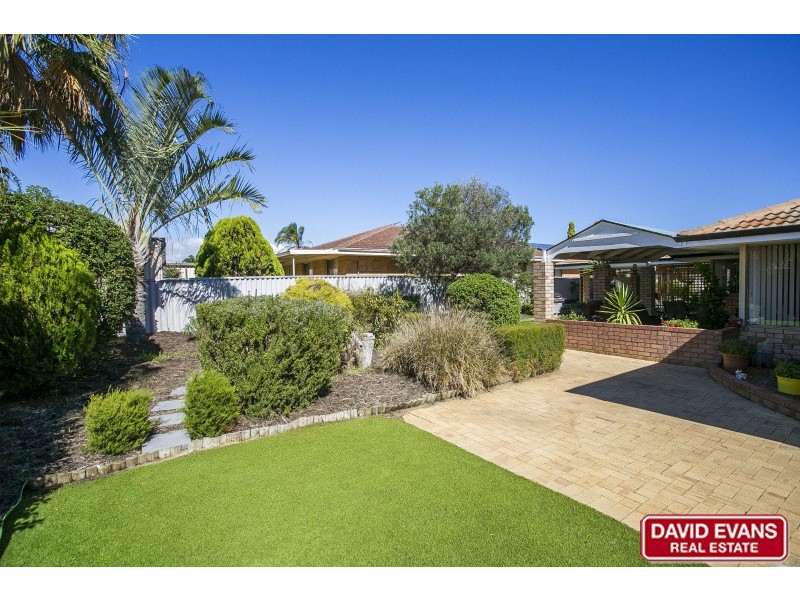 65 Chichester Drive, Woodvale WA 6026