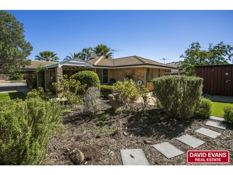 65 Chichester Drive, Woodvale WA 6026