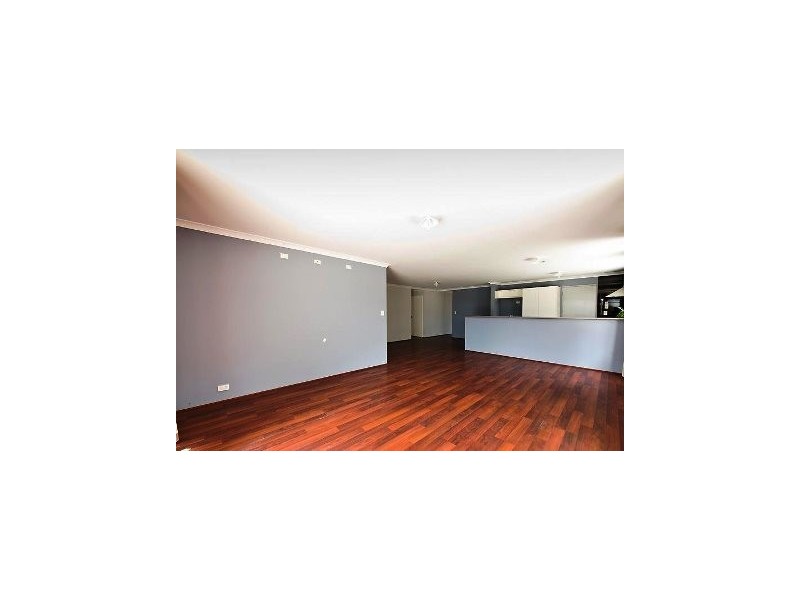 25 Vancouver Parade, Wanneroo WA 6065