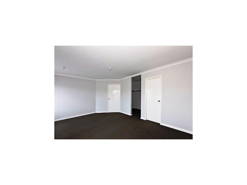 25 Vancouver Parade, Wanneroo WA 6065