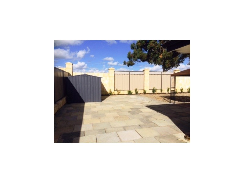 25 Vancouver Parade, Wanneroo WA 6065