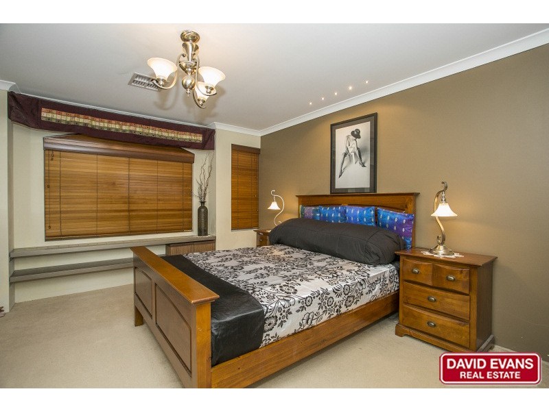 18 Scarfo Approach, Tapping WA 6065