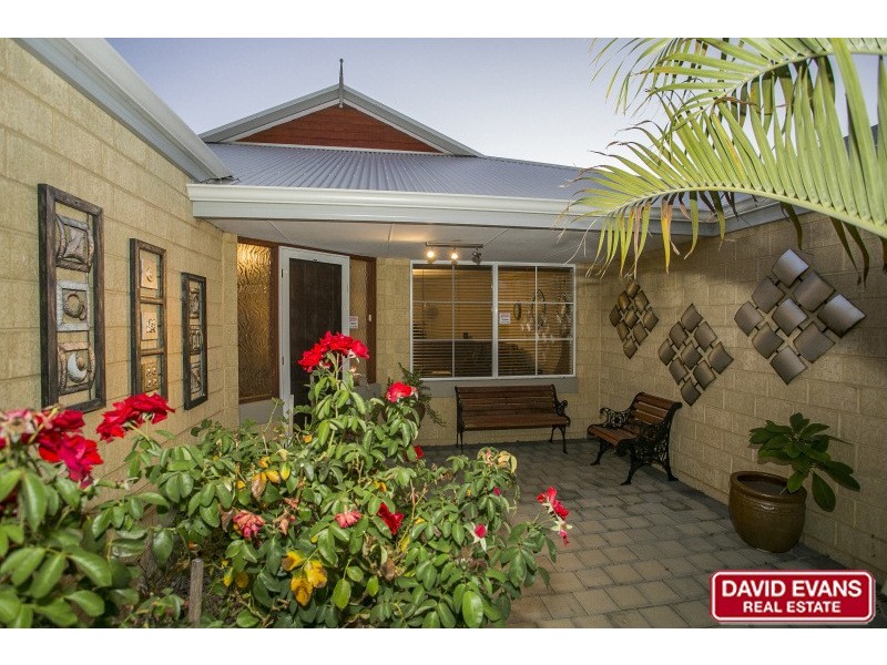 18 Scarfo Approach, Tapping WA 6065