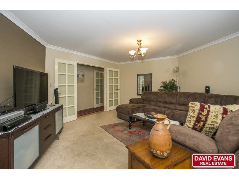 18 Scarfo Approach, Tapping WA 6065