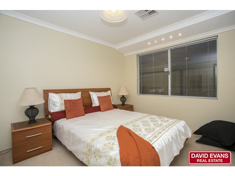 18 Scarfo Approach, Tapping WA 6065