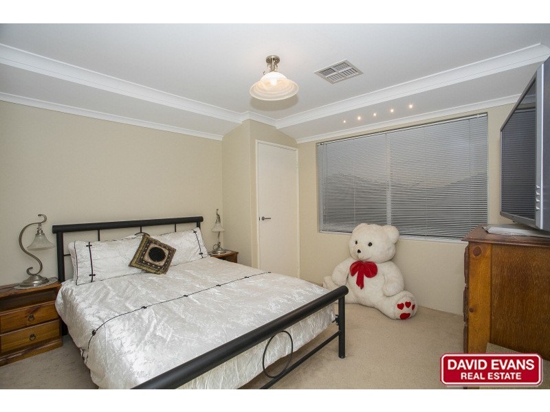 18 Scarfo Approach, Tapping WA 6065