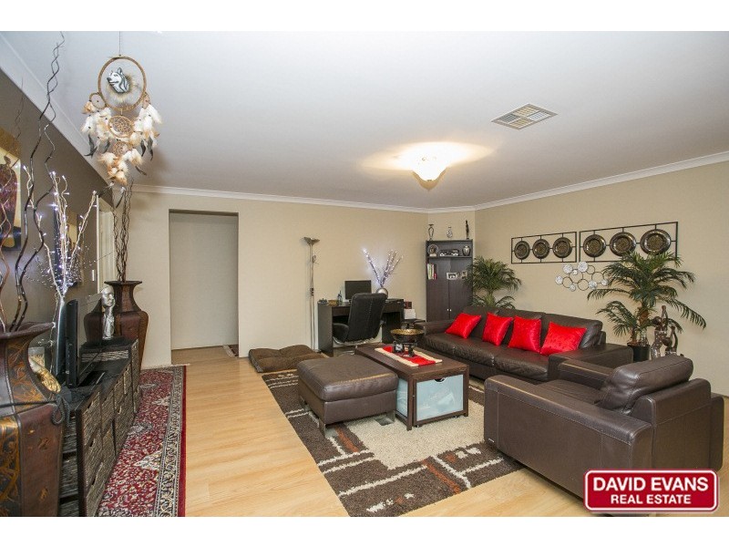 18 Scarfo Approach, Tapping WA 6065