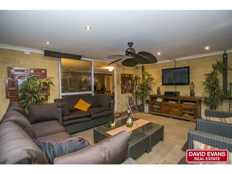 18 Scarfo Approach, Tapping WA 6065