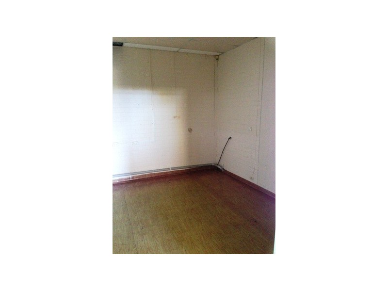 2/9 Robinson, Rockingham WA 6168