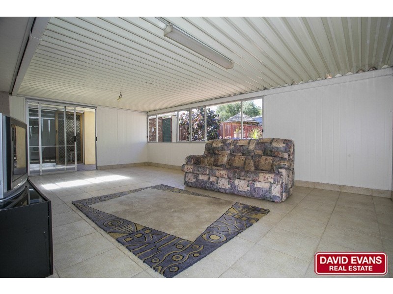 6 Gregory Avenue, Padbury WA 6025